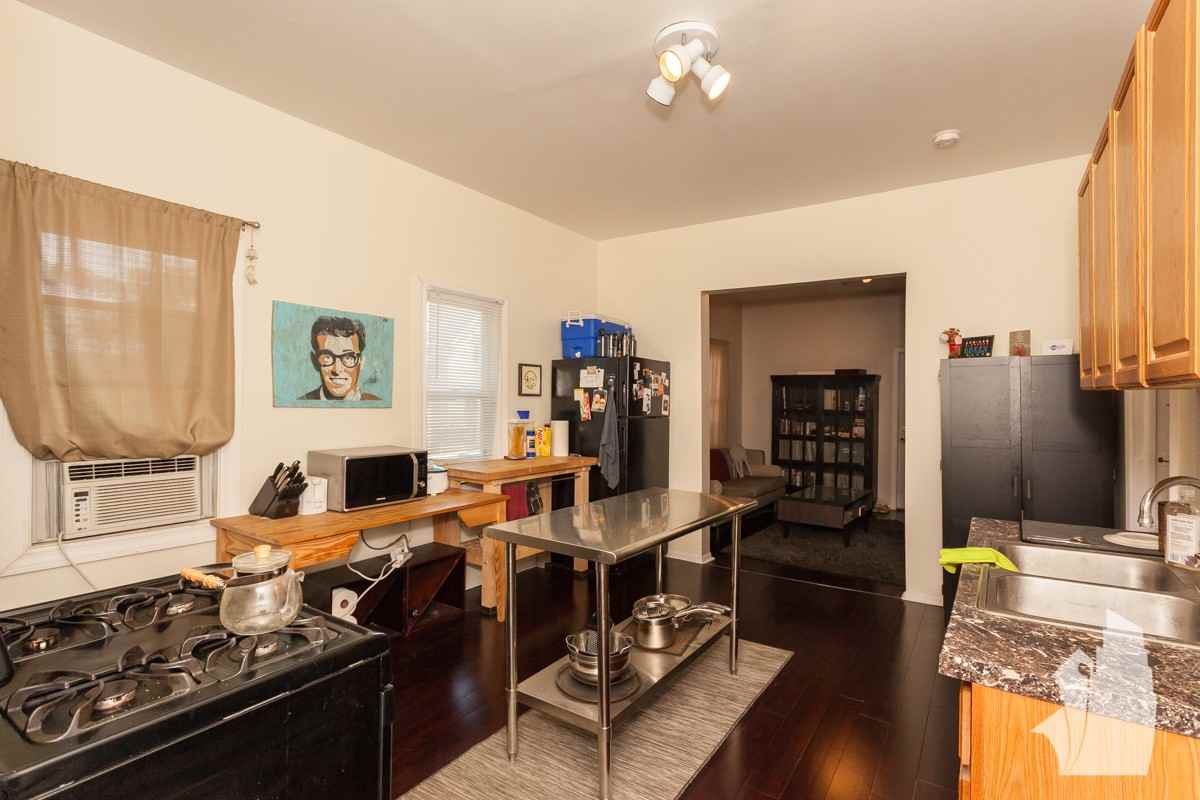 1927 N Kedzie Ave #1R - Photo 5 of 14