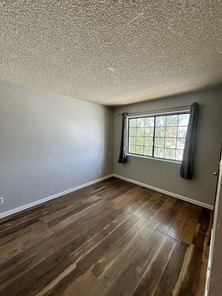 1190 Ramar Rd #20 - Photo 2 of 19