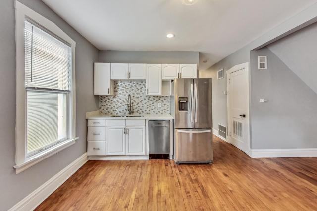 4057 N Whipple St - Photo 2 of 15