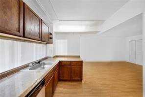 17437 N Bay Rd - Photo 2 of 8