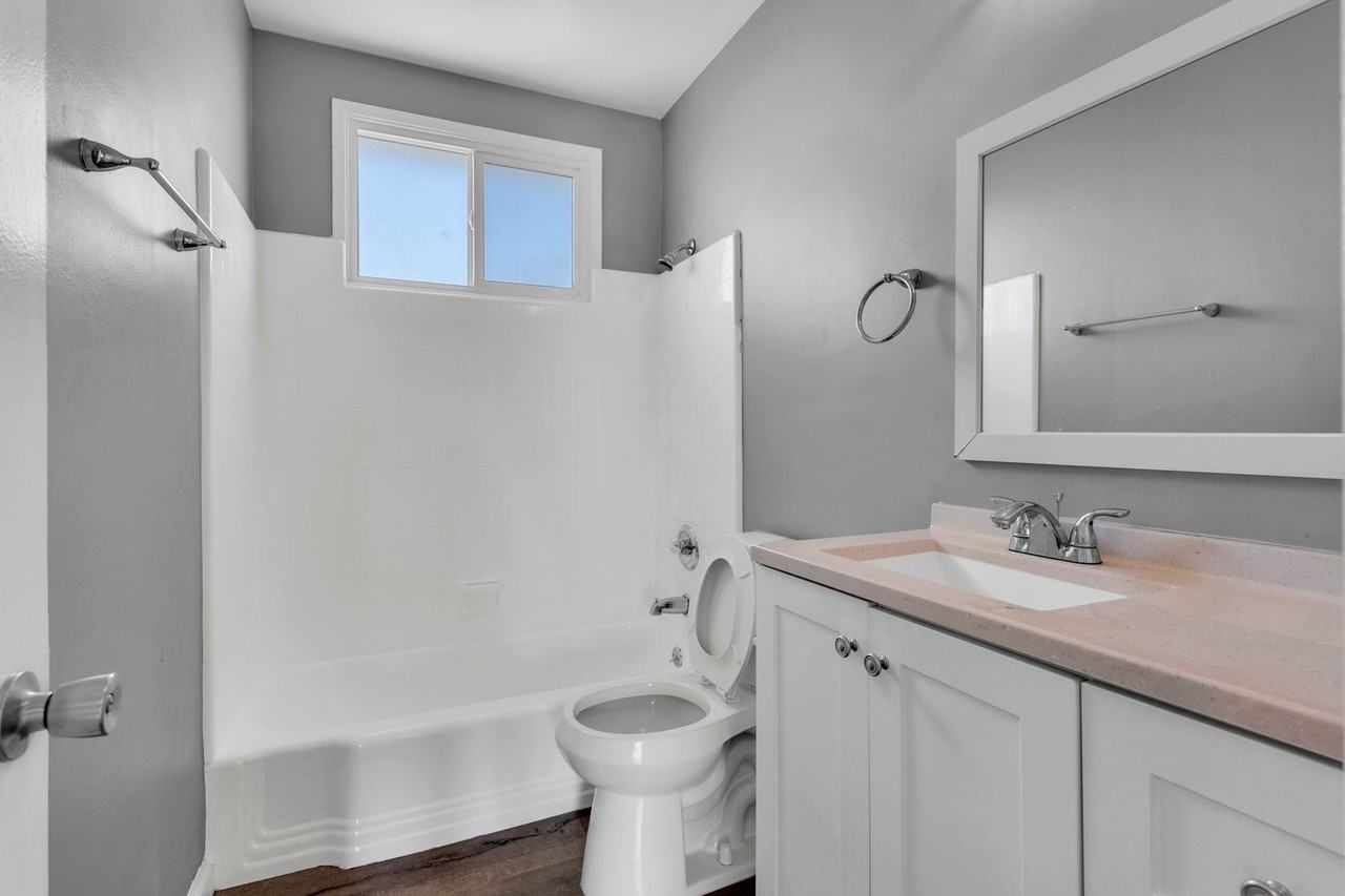 Copa De Oro Apartments - Photo 6 of 6