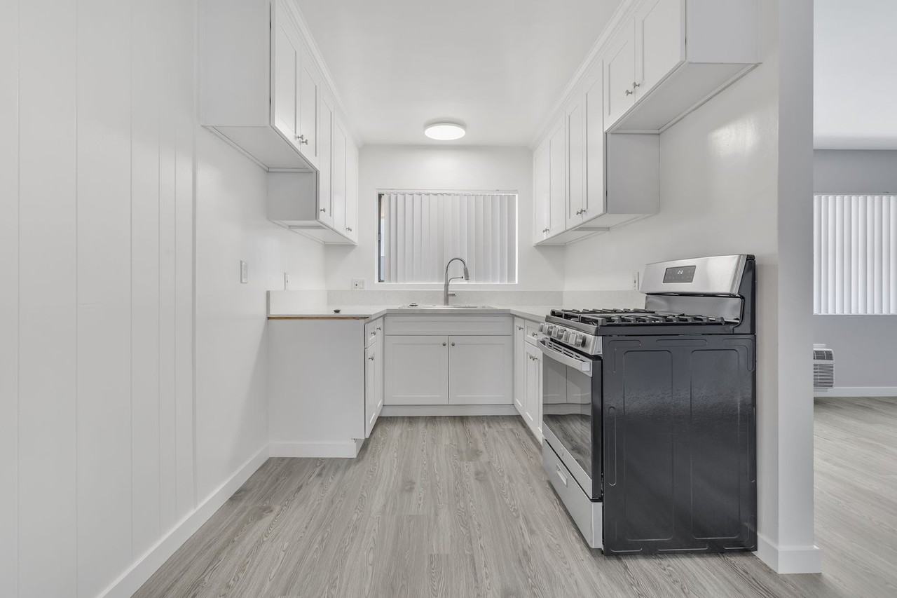Aldor Apartments - Photo 4 of 6