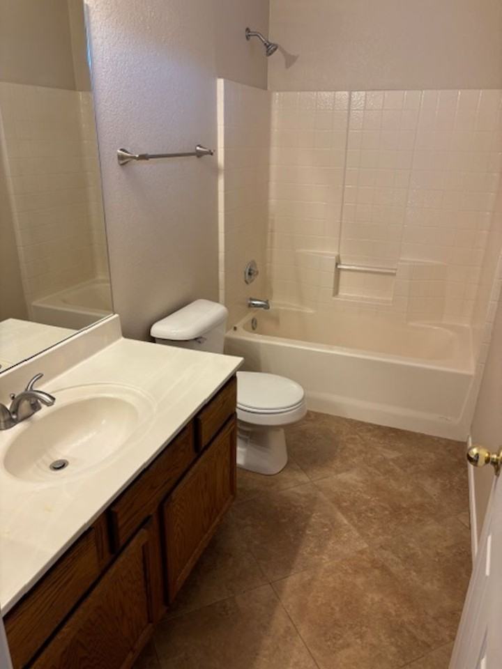 418 W Calle Monte Vis - Photo 5 of 21