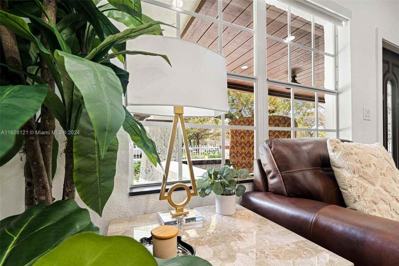 3902 Nw 3rd Ave #3902 - Photo 4 of 13