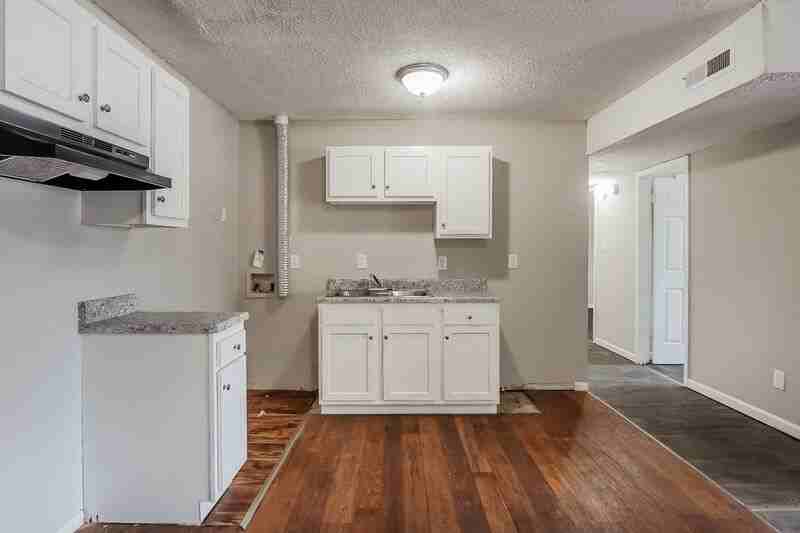 8001 1st Ave S #B - Photo 2 of 15