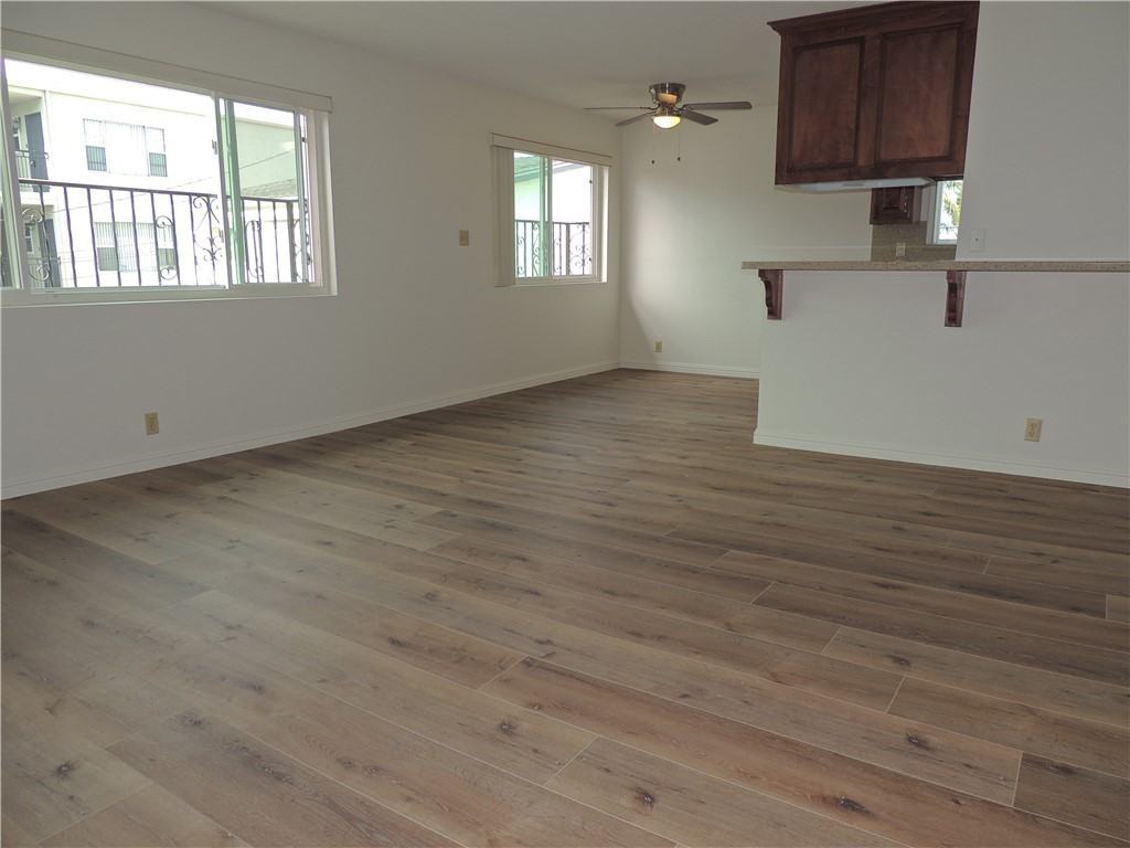 321 Gladys Ave #4 - Photo 6 of 27