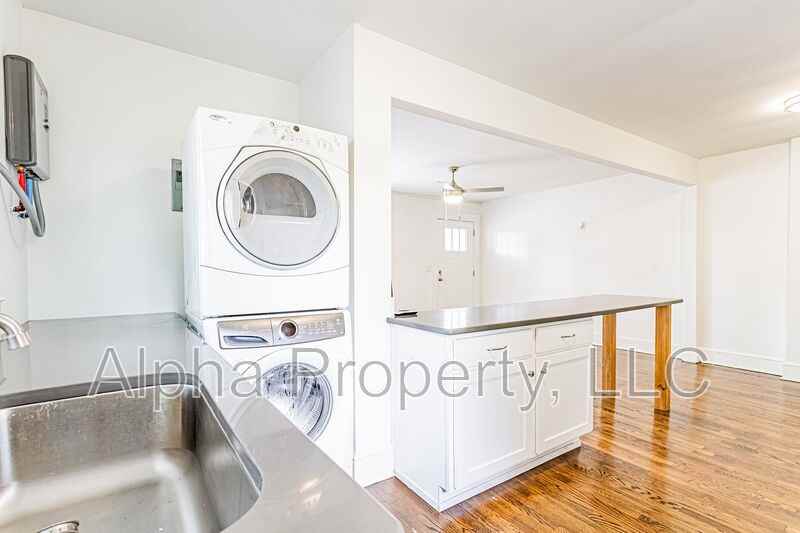 10 Crystal Ave #A - Photo 6 of 13