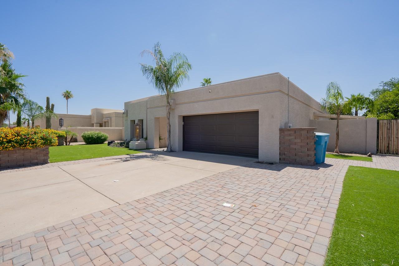 16630 N 67th St - Photo 4 of 38