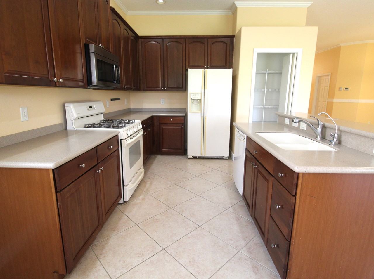 6814 74th Street Cir E - Photo 2 of 14