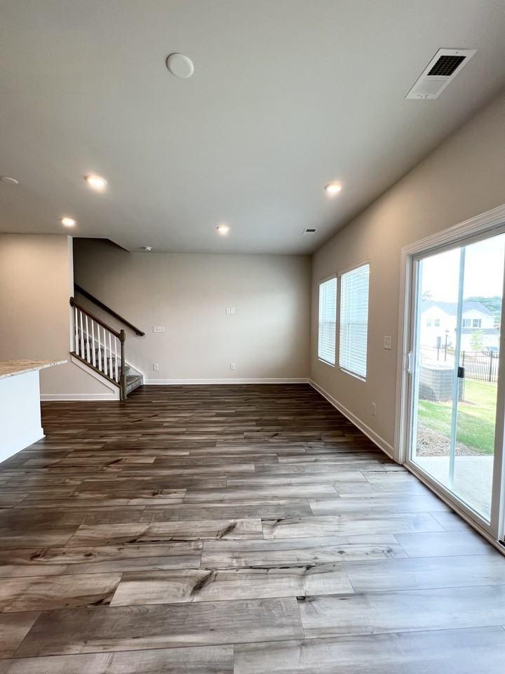 3940 Shider Ln - Photo 2 of 16