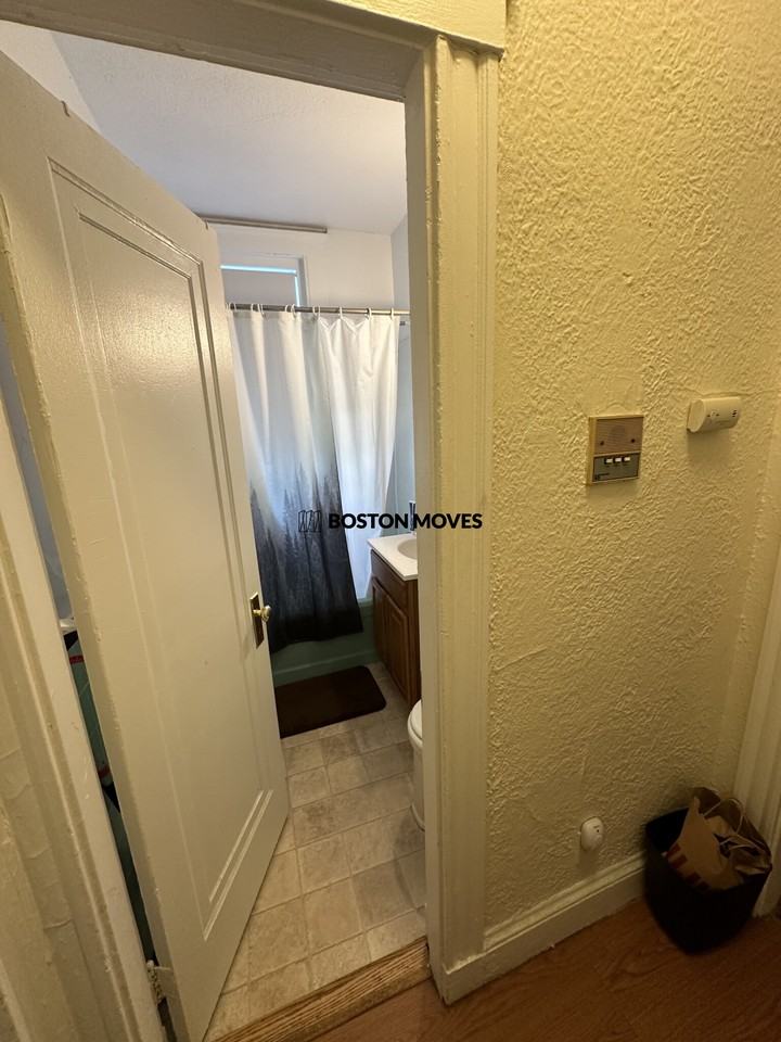 Chiswick Rd. & Commonwealth Ave #6 - Photo 3 of 19