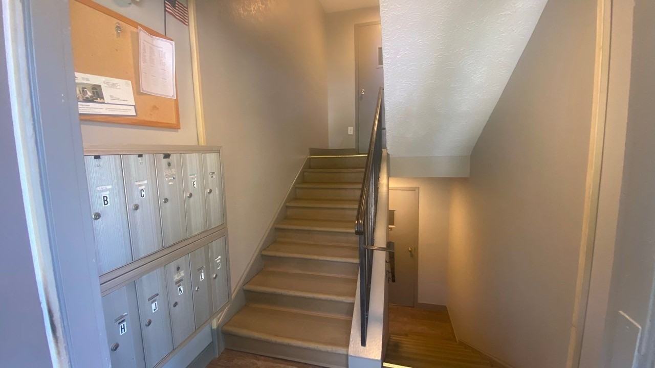 8028 Abbey Ct #F - Photo 3 of 15