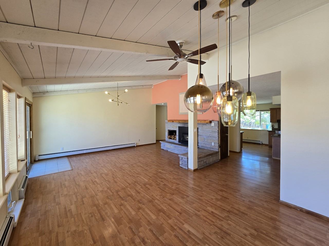 2203 Vela St - Photo 2 of 34