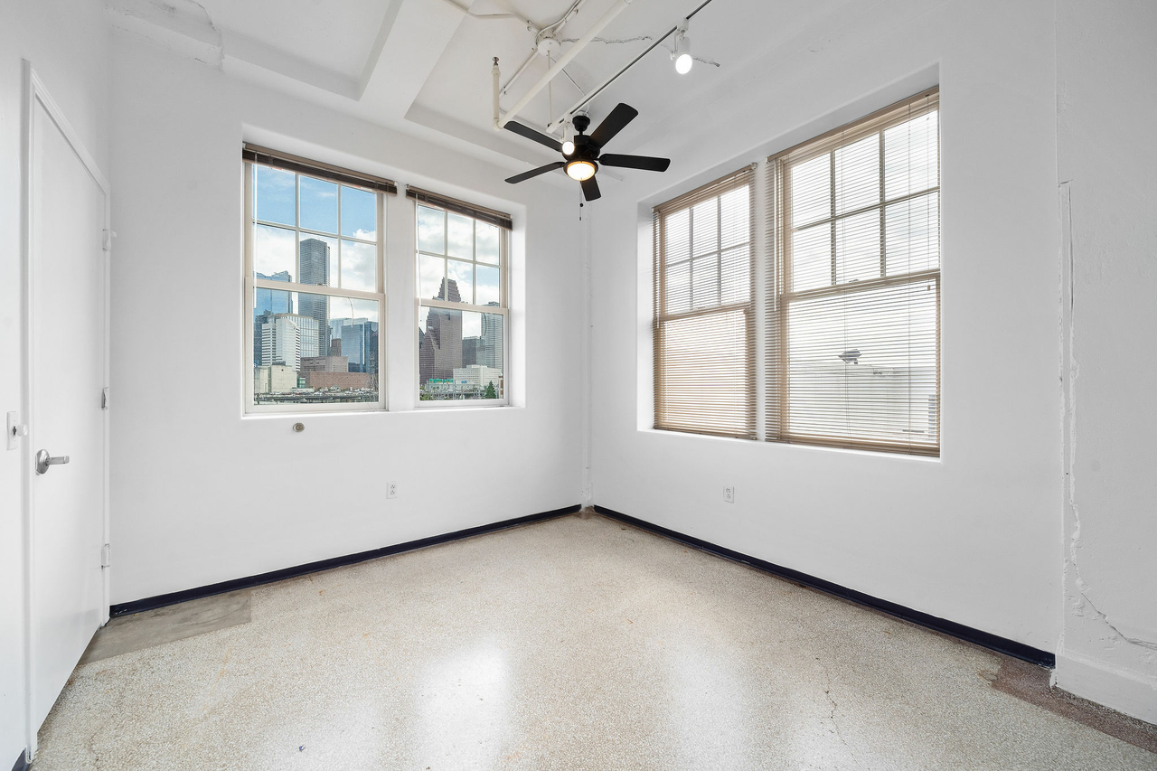 AveCDC Elder Street Artists Lofts - Photo 5 of 46