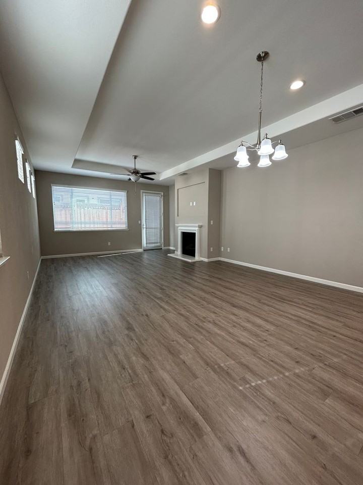 3039 Honey Arbor Way - Photo 4 of 12