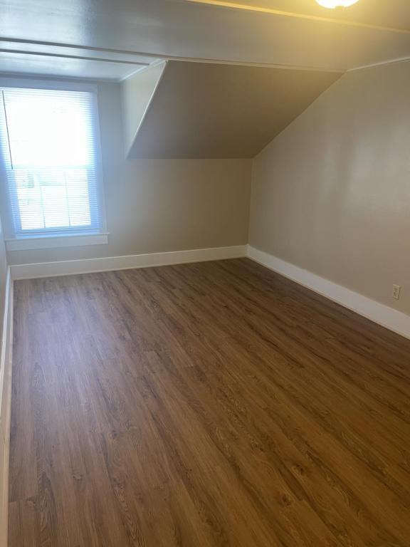 235 E 12th St - Photo 2 of 5