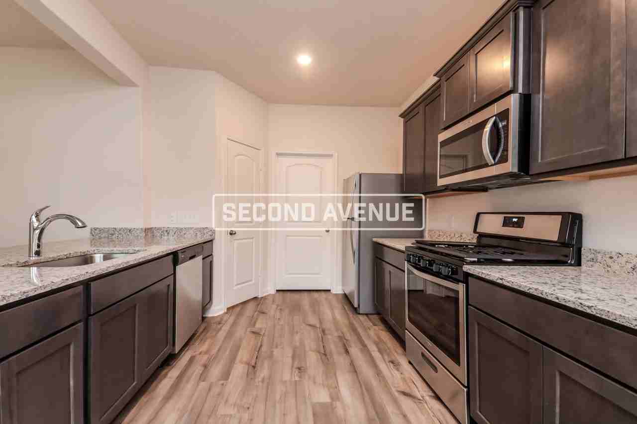 841 Serena Dr - Photo 2 of 19