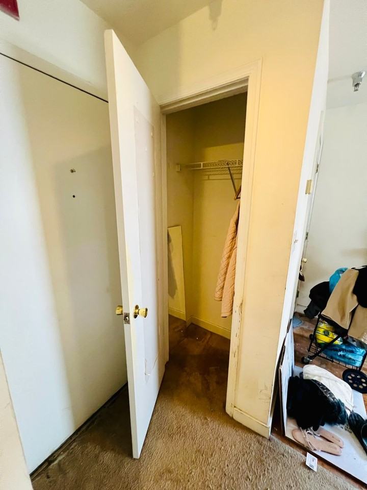 415 E. Grace Street - Photo 4 of 28