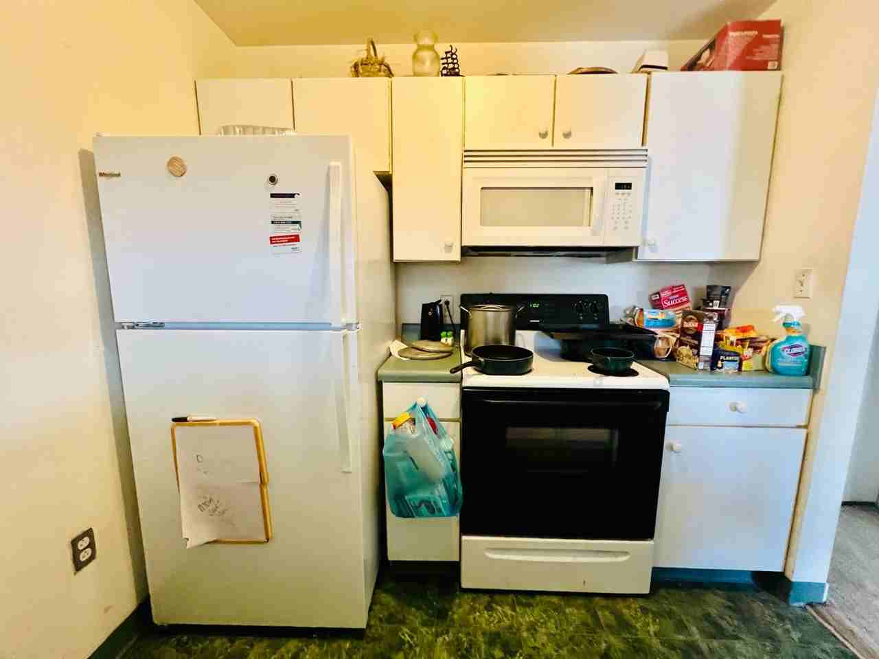 415 E. Grace Street - Photo 7 of 28