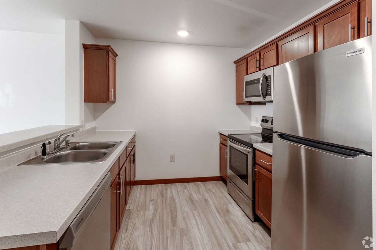 Station Street Apartments 2 - Photo 2 of 17
