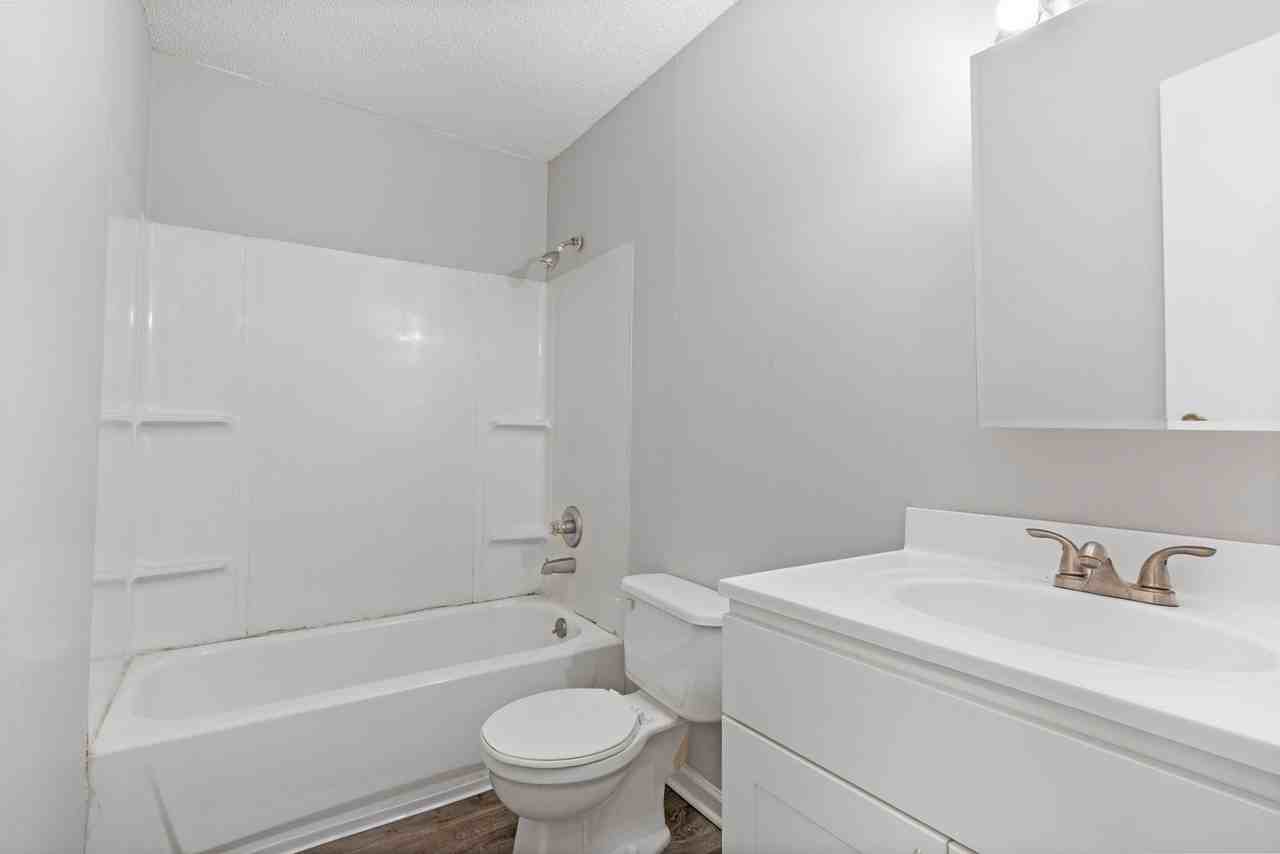 1591 Park City Road - Photo 4 of 44