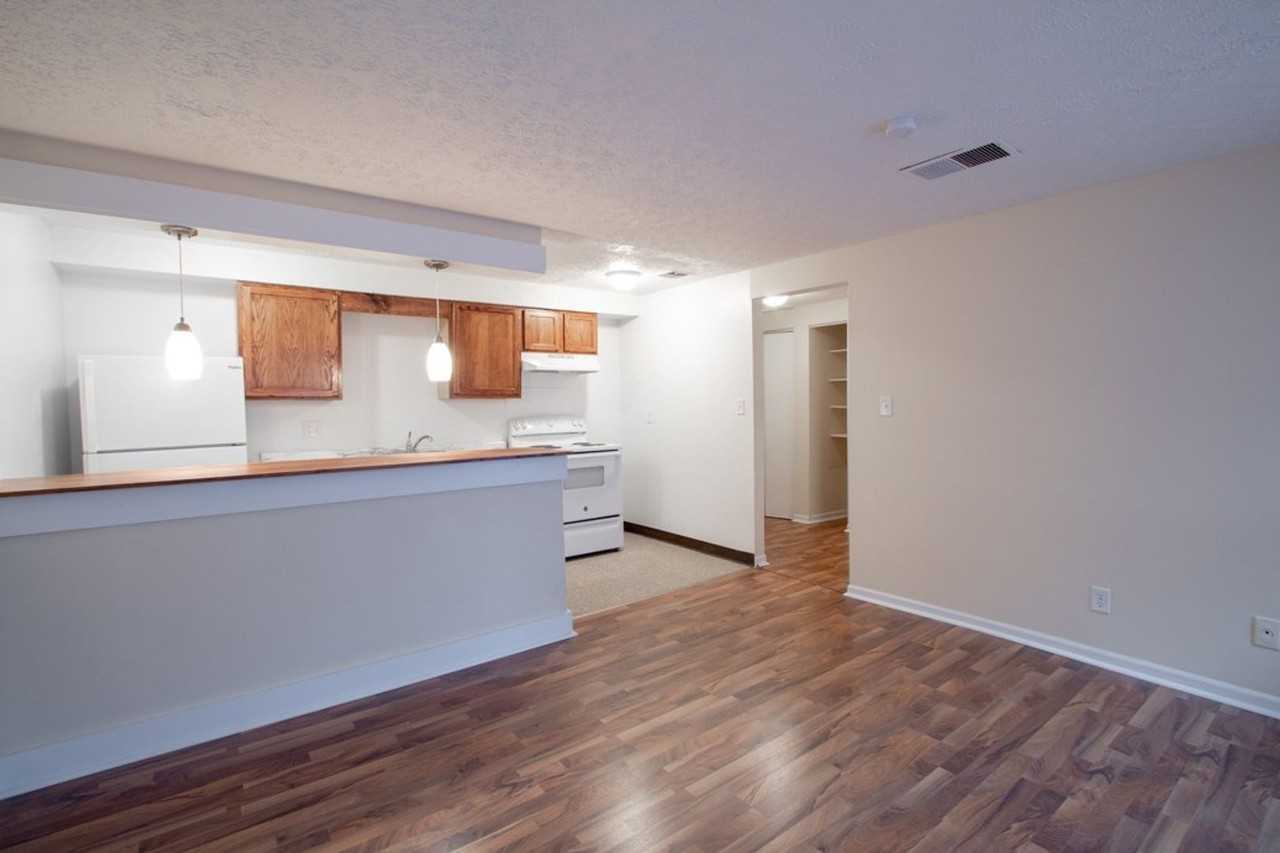 Birchwood Place Apartments - Photo 2 of 9