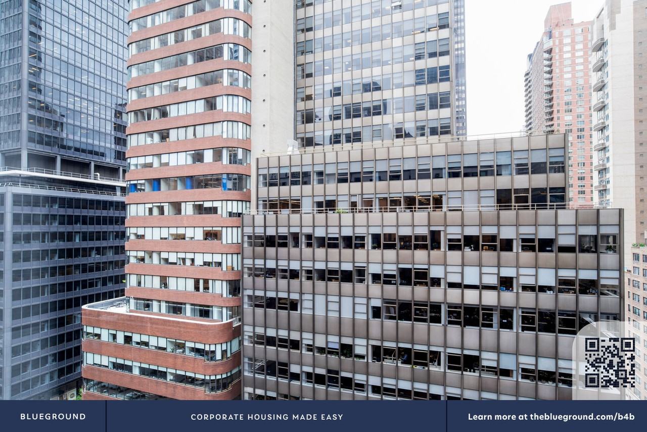 160 East 48th Street - Photo 6 of 35