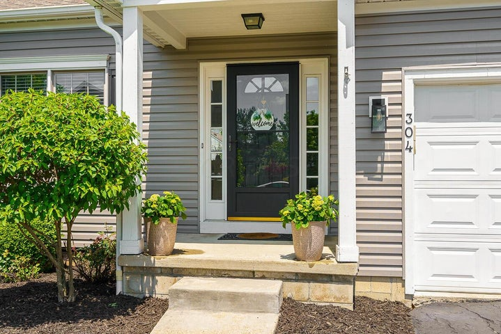 304 Meadow Ash Dr - Photo 3 of 6