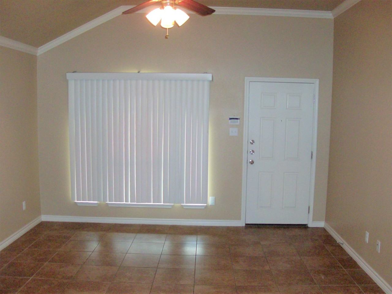 4702 Passion Flower Blvd Apt B - Photo 2 of 21