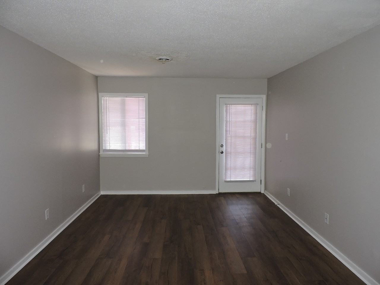 Building A - Photo 3 of 13