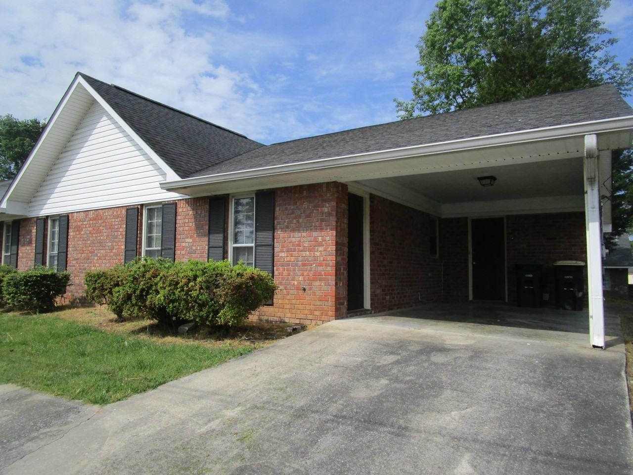 18 Woodcreek Way - Photo 3 of 20