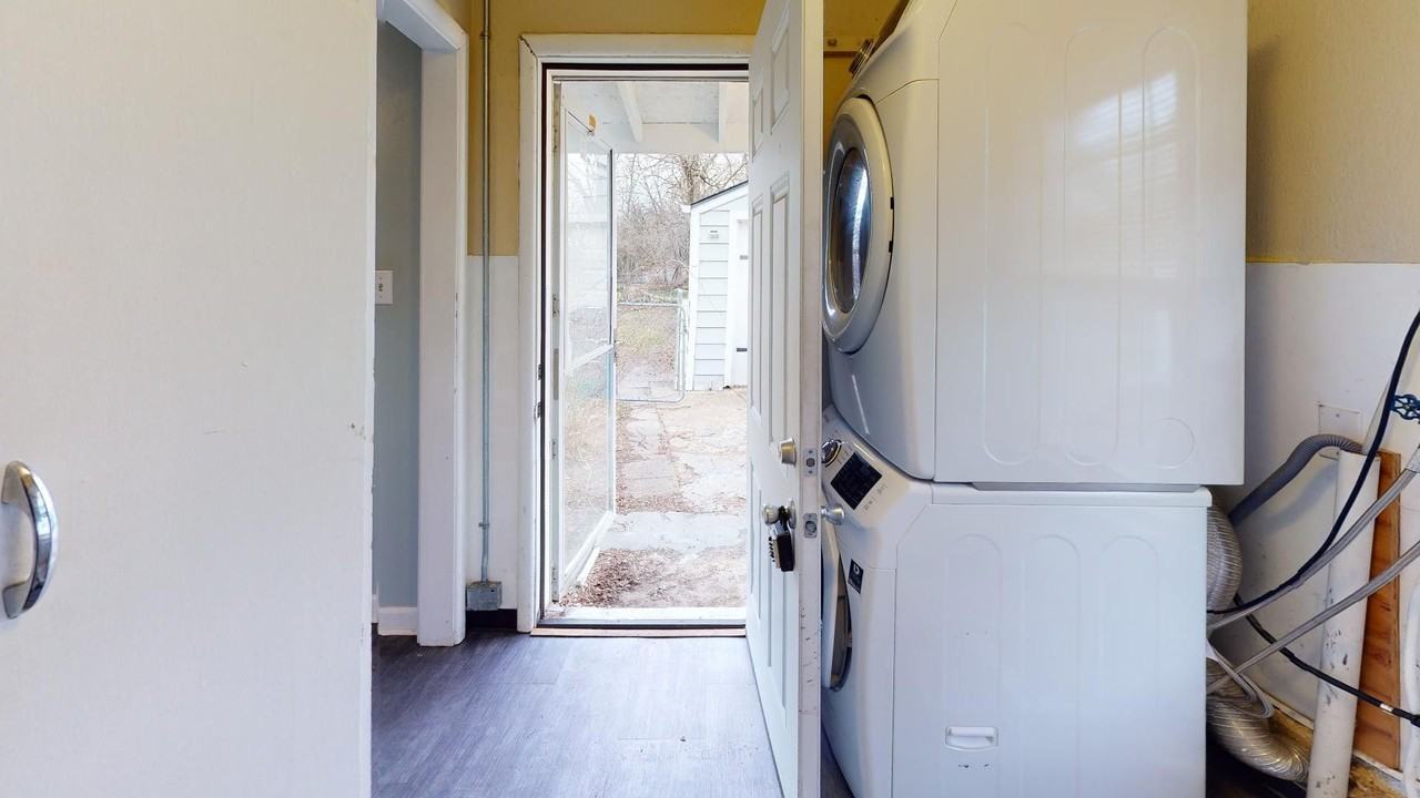 2509 30th St - Photo 5 of 18