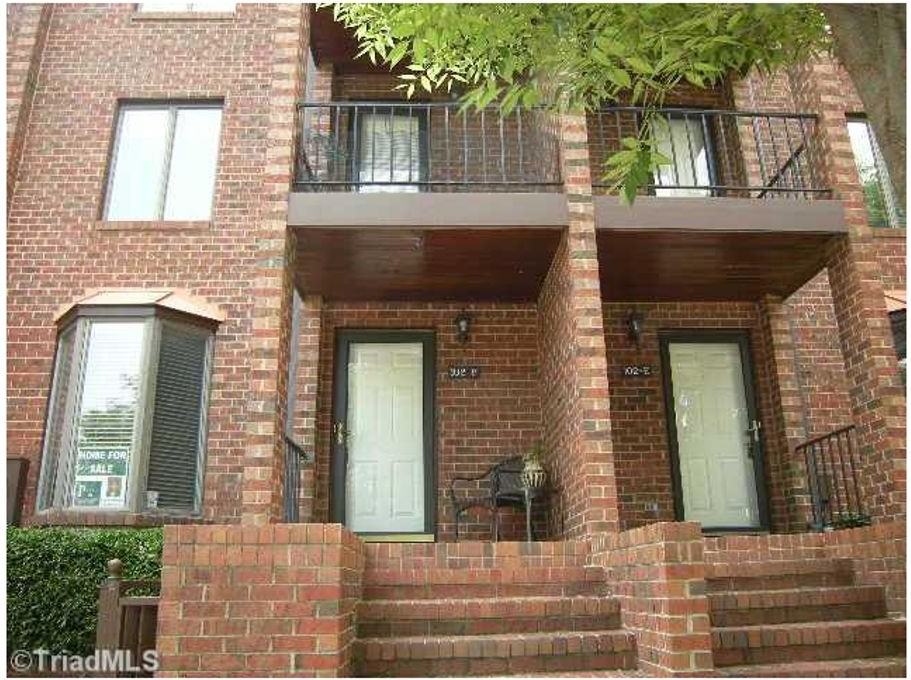 102 Wafco Ln Unit F - Photo 3 of 17