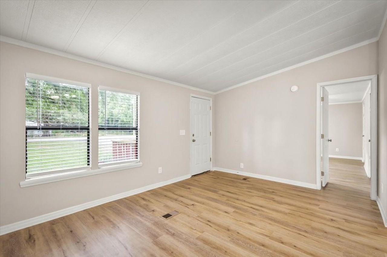 1642 Hammond Blvd - Photo 7 of 22