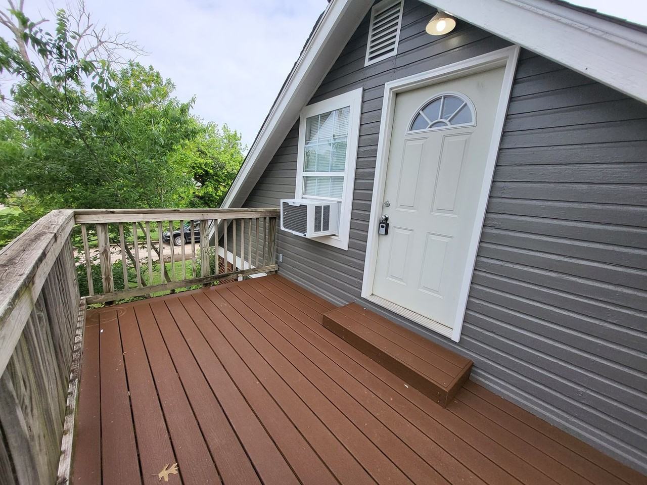 500 North Jackson Street - Photo 7 of 10