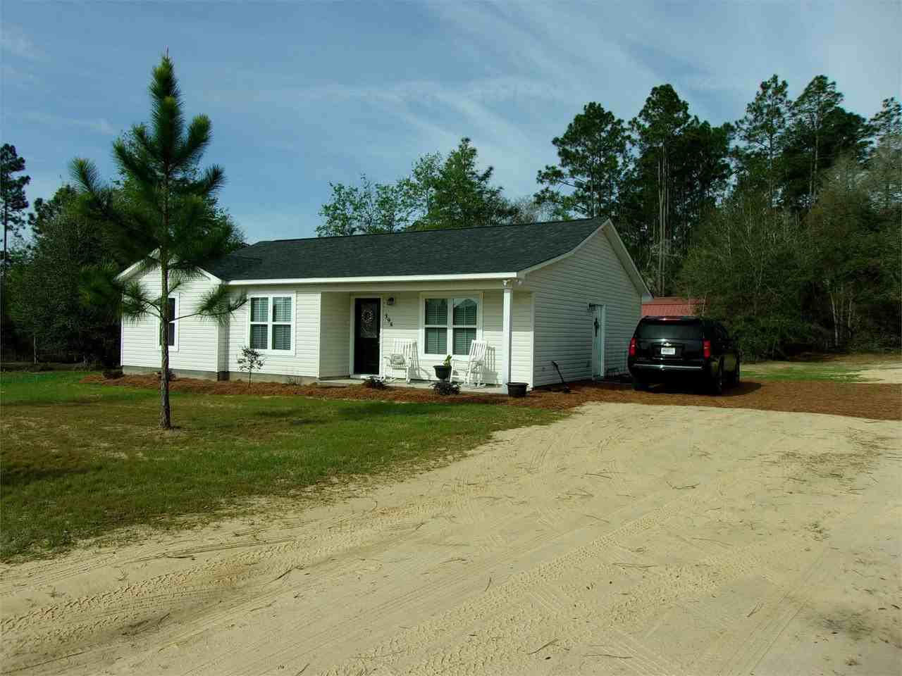 398 Riverside Dr - Photo 3 of 5