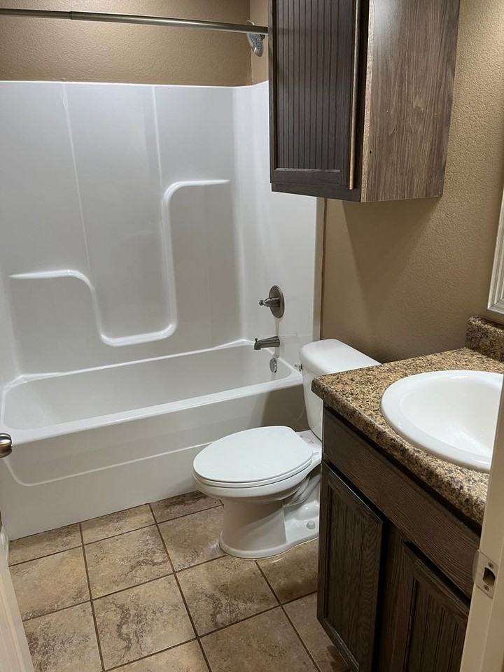 A2E Homes- FS Duplexes - Photo 3 of 13