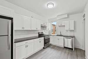featured image of 321 College Ave #2