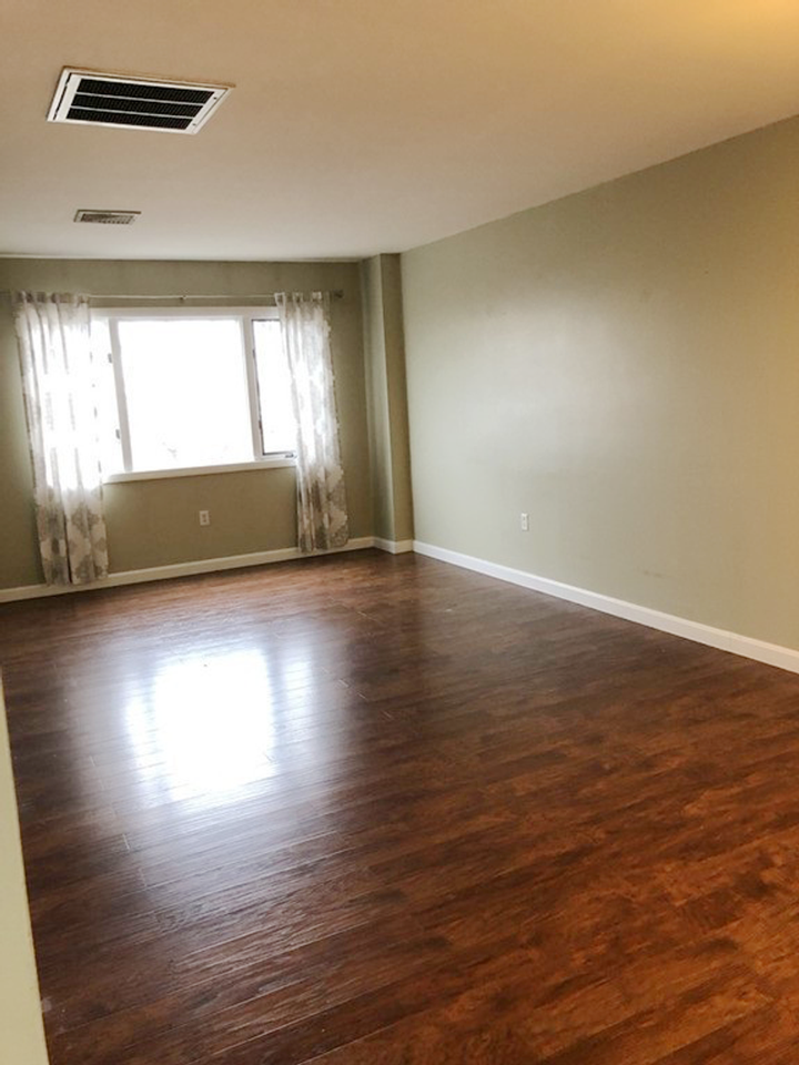 35 Des Moines Rd - Photo 2 of 11