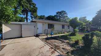 617 59th Avenue Dr W - Photo 1 of 1