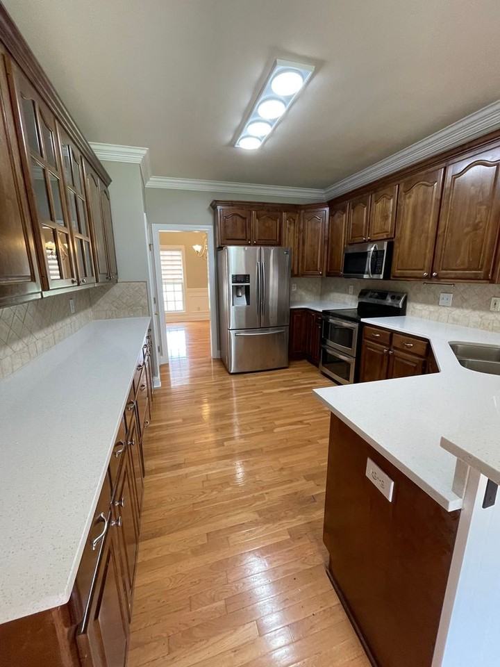 111 Silver Strand Trl - Photo 5 of 33