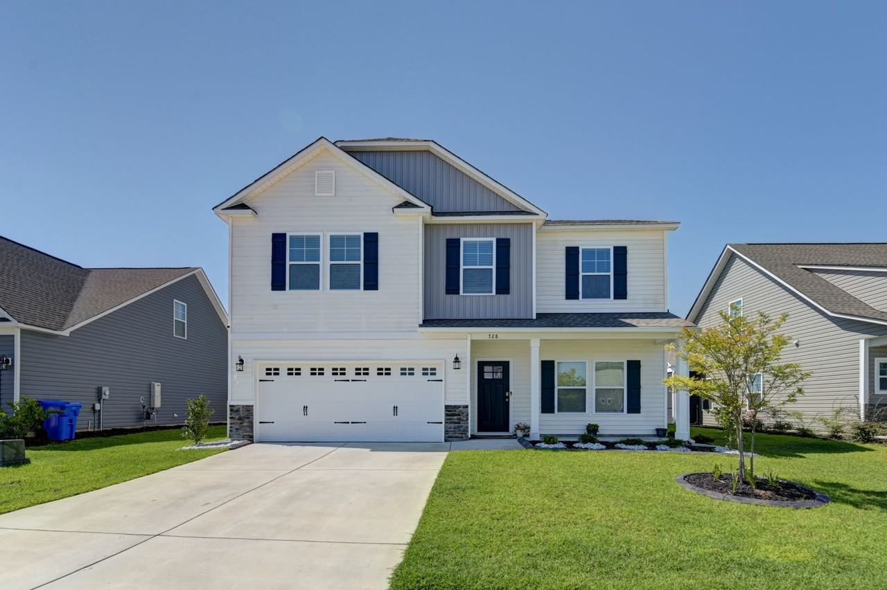 728 Bustling Branch Ln