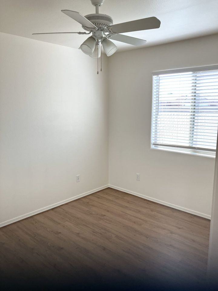 980 Astor Ave #2 - Photo 7 of 13