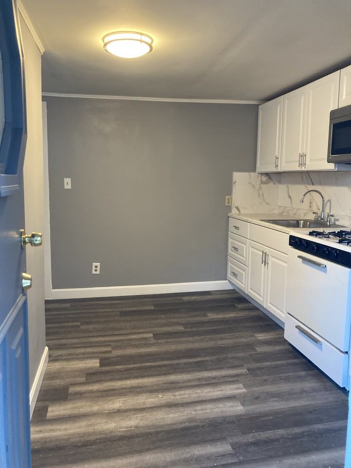 324 Granite St #C - Photo 2 of 14