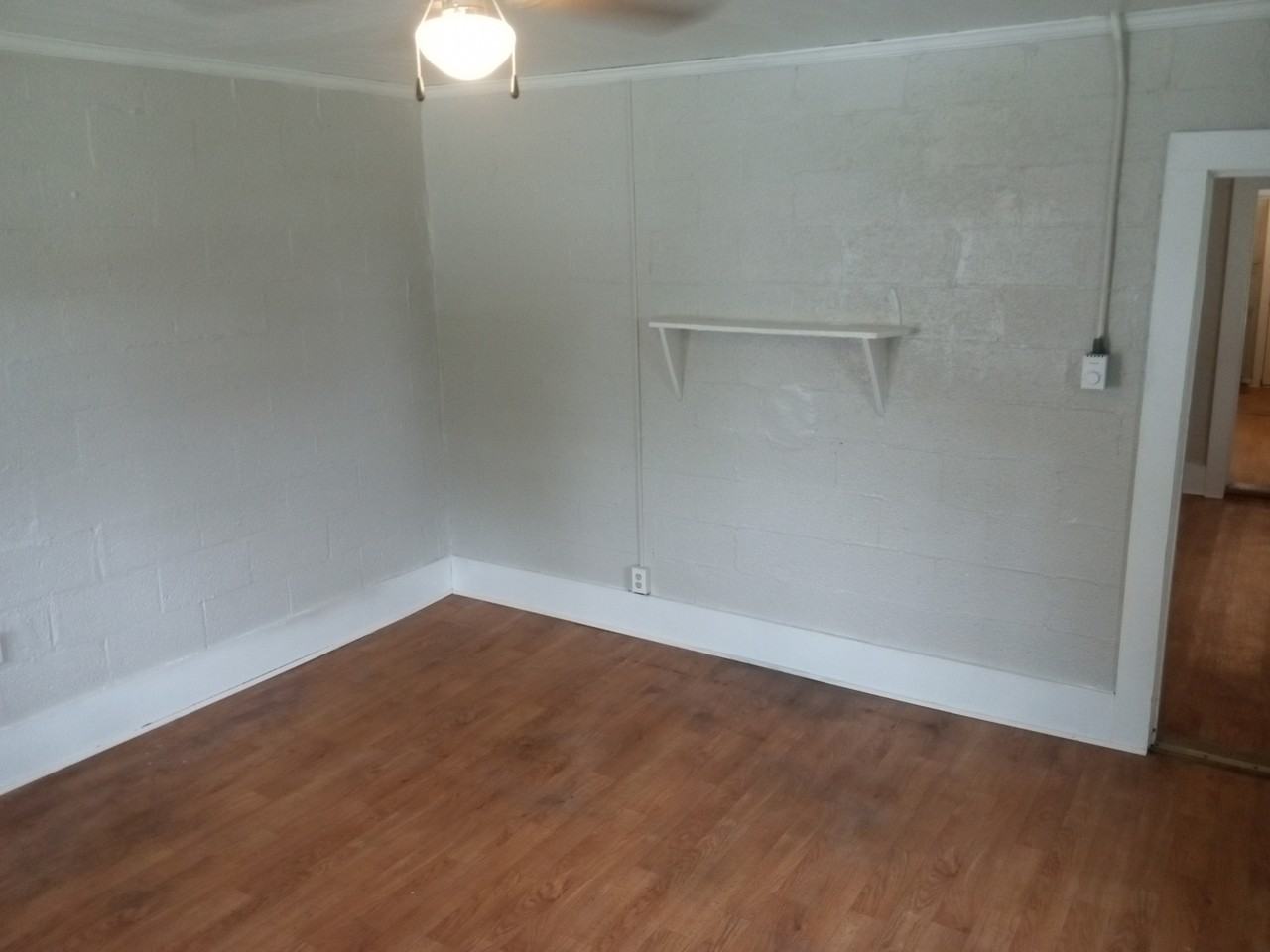 208 W Macon Ave #A - Photo 4 of 4