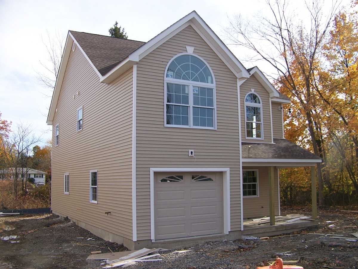 602 Heard Ave - Photo 2 of 10