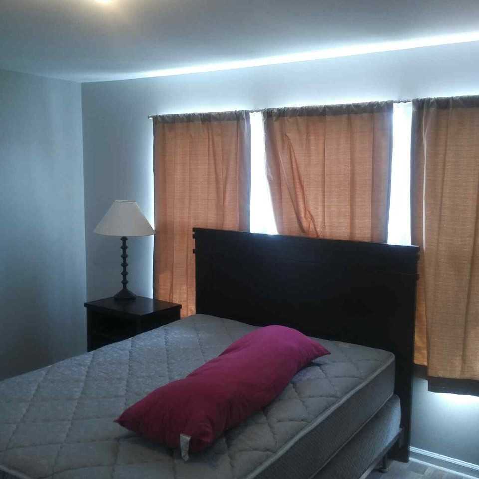 236 Warren St - Photo 3 of 22