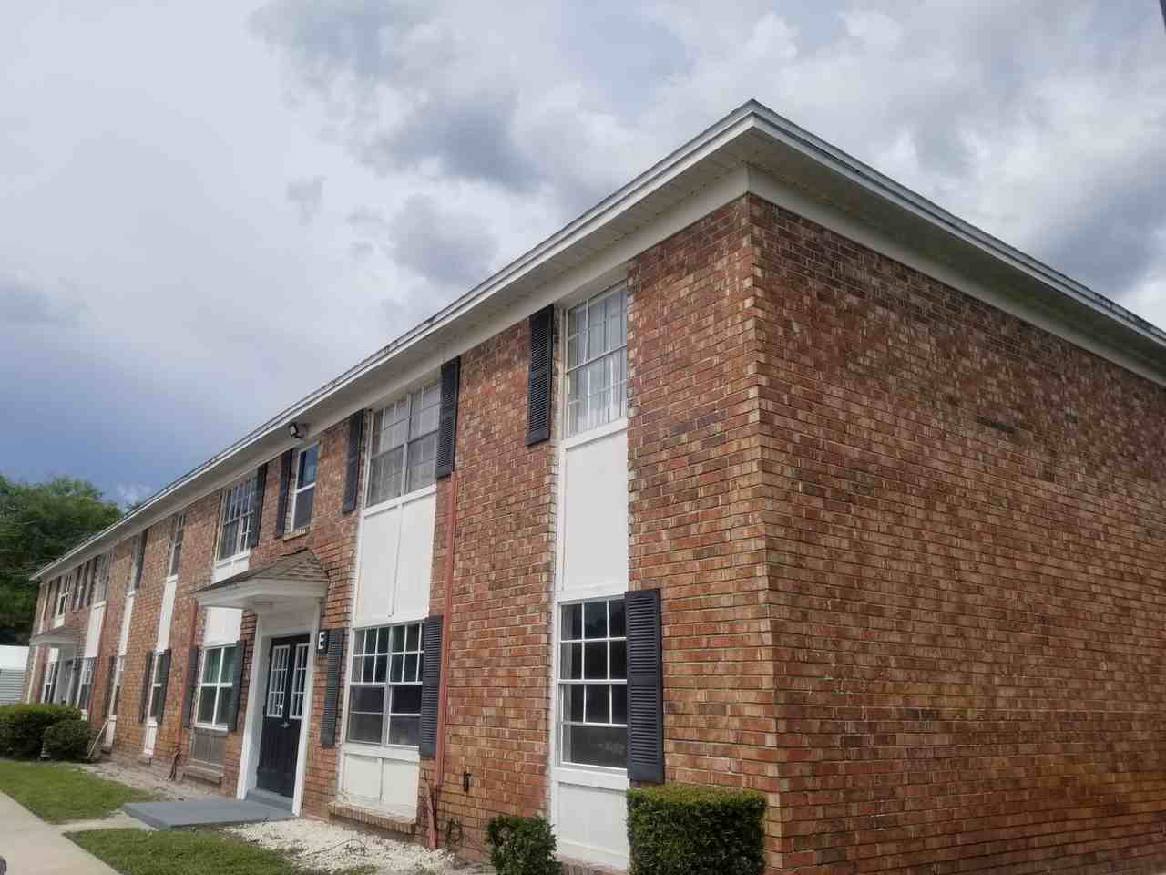5325 Curry Ford Road - 1Apt E 104 #1 - Photo 3 of 16