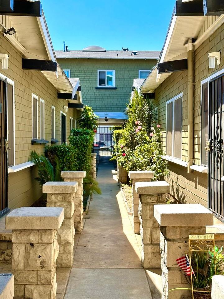 15CH-MNew - Photo 2 of 25