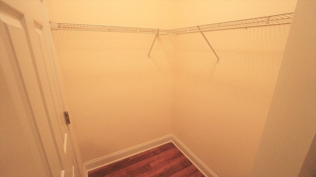 1742 Humboldt LLC - Photo 5 of 24